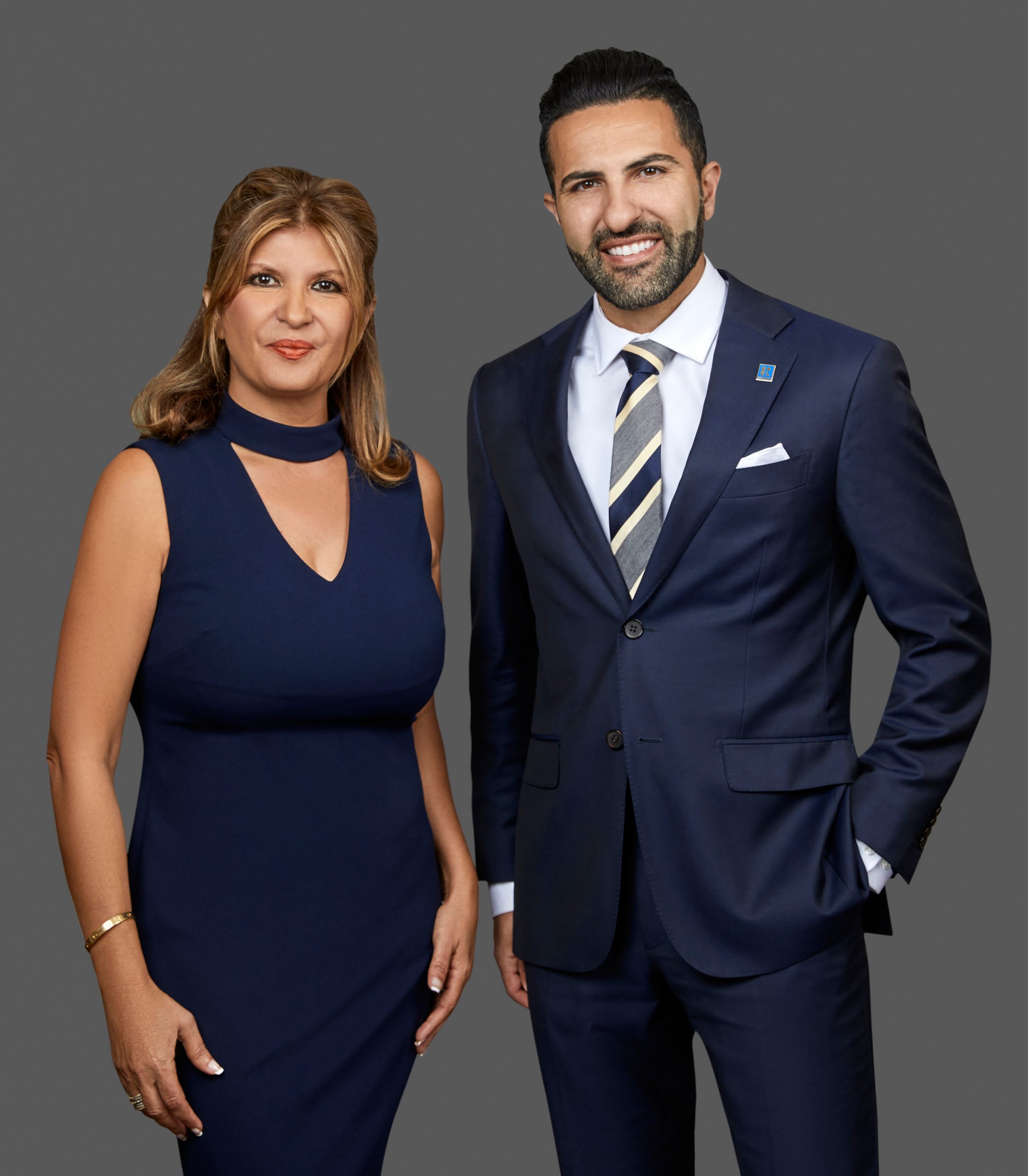 Flora & Pie Fatanat Pose